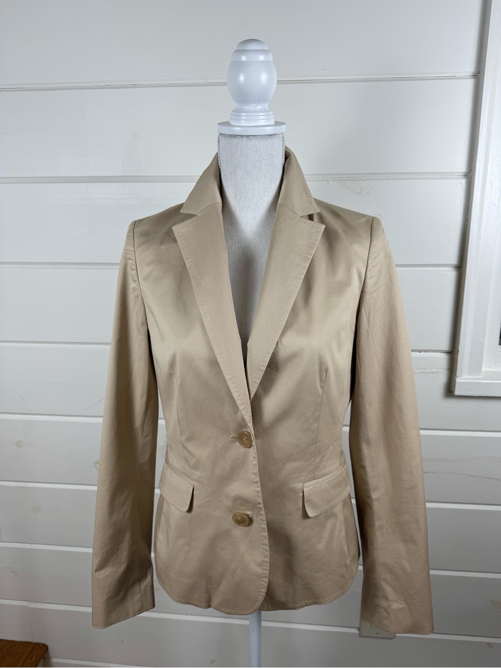 Banana Republic Women’s Tan Tailored Blazer Jacket Size 8 Career